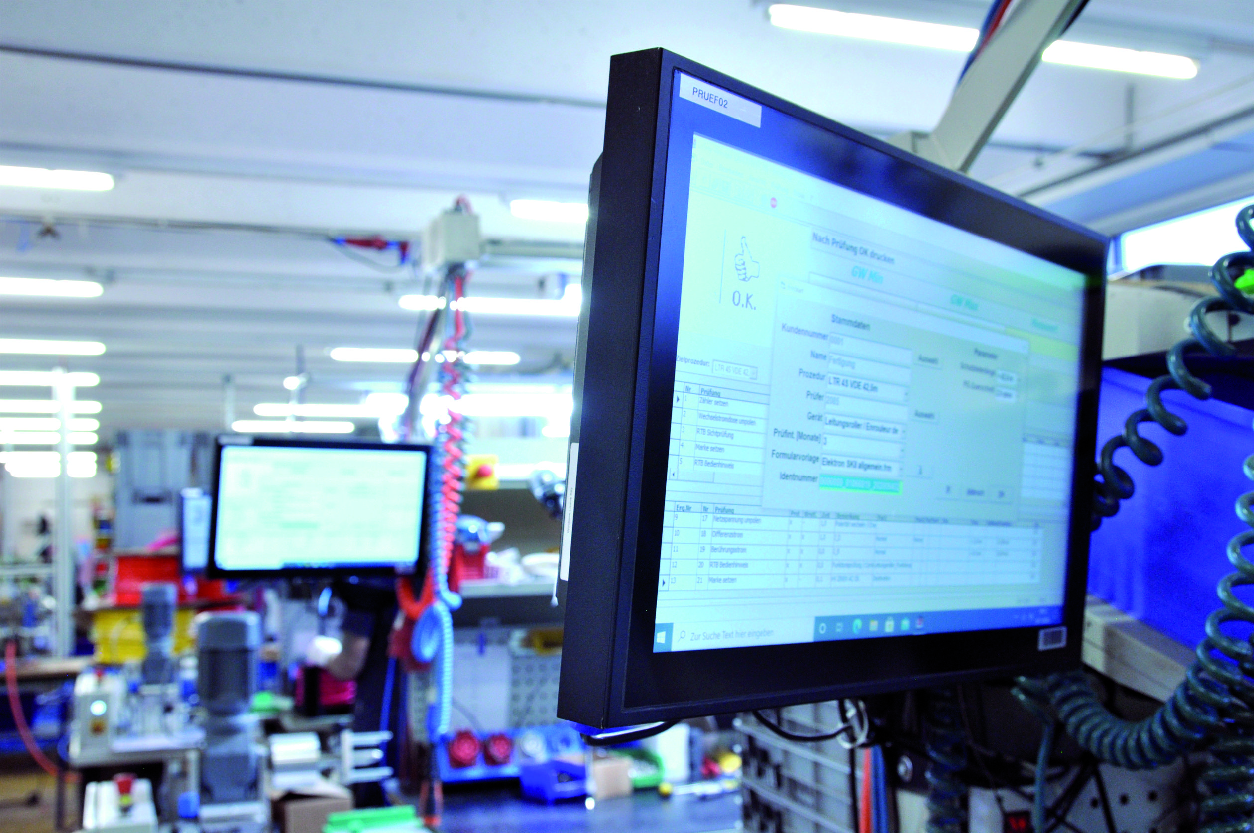 Elektron-Berlin | Sicherheitsüberprüfung | Produktionsstrecke